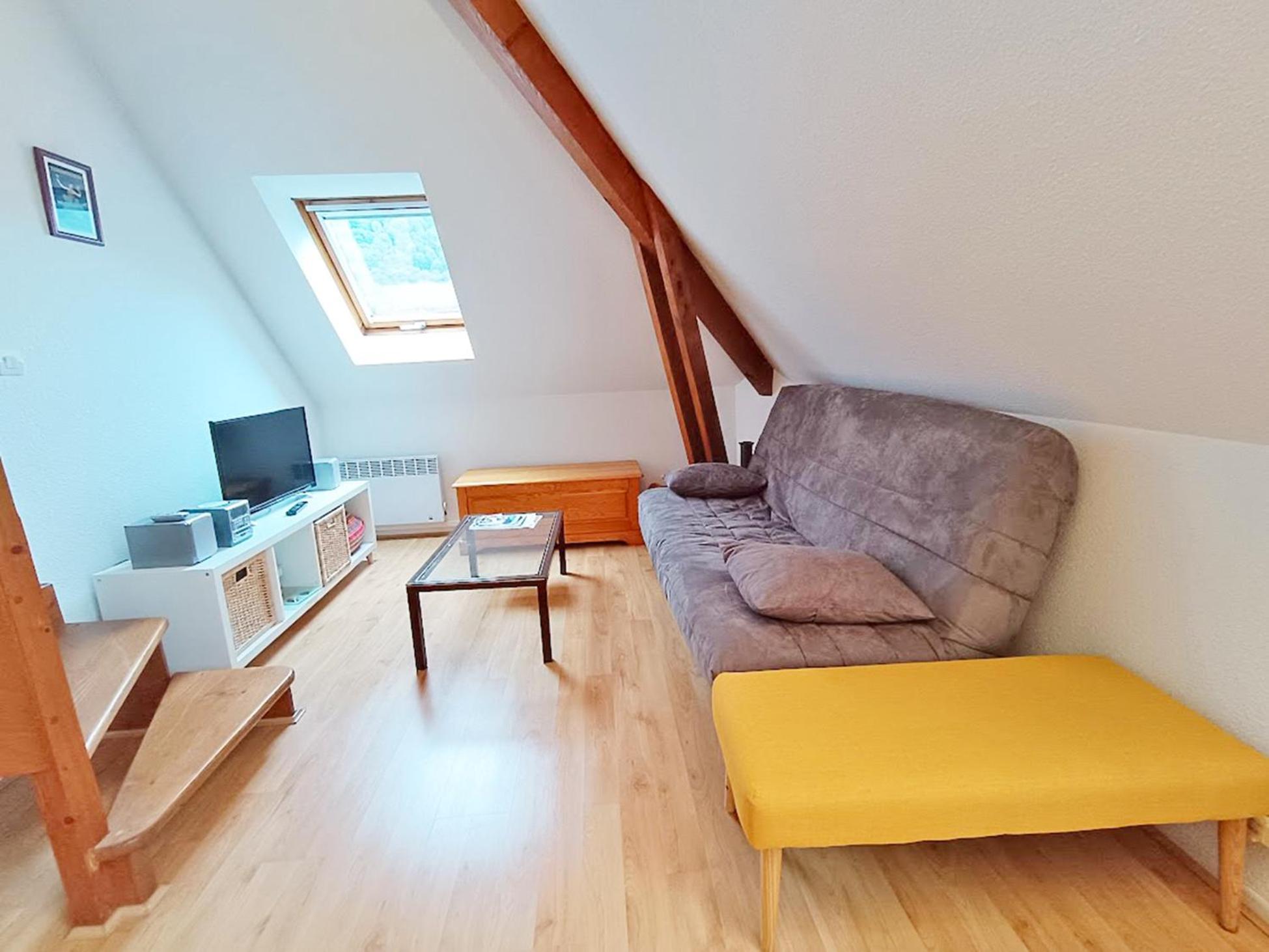 Chez Charlotte, T3 Duplex, Vue Montagne, Parking Gratuit, Ascenseur, 4 Personnes Apartment Bagneres-de-Luchon Exterior photo